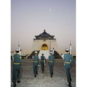  Chiang Kai Shek Memorial Hall Guards at Evening Flag 