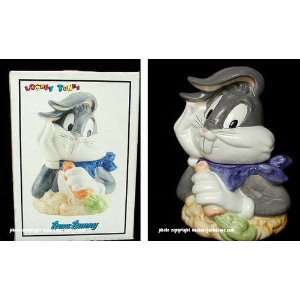  Bugs Bunny Cookie Jar 1993 New: Kitchen & Dining