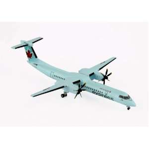   Gemini Jets Air Canada Express Dash 8 Q 400 1:400 Scale: Toys & Games
