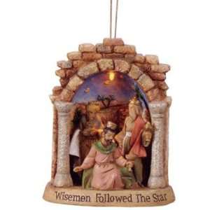   operated Ornament   Set of 2, 3 Kings, and Holy Family