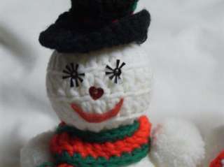 Sweet Vintage 60s Crocheted Mr & Mrs Frosty Snowman Couple Handmade 