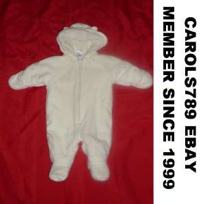   White SnowSuit Fleece OLD NAVY 0 3 Months soft warm hood footie  
