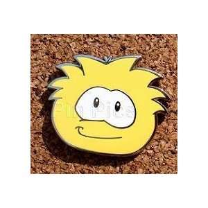 Club Penguin   Yellow Puffle Pin