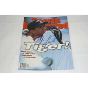 Tiger Woods Pga Golf Signed Si Magazine Cover Psa/dna   Autographed 