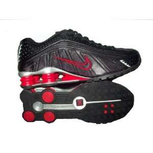   Mens Nike Shox R4 Sneakers Black Red Silver Size 10
