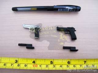     Leon   2 x Beretta 92FS Pistol w/silencer Black & Silver  