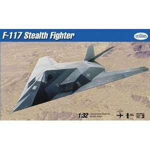   32 F117 Stealth Fighter (Plastic Kit) (Plastic Models): Toys & Games