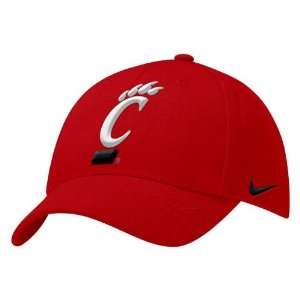  Nike Cincinnati Bearcats Red Wool Classic Hat Sports 