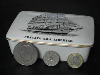   frosted ashtray depicting the famous and memorable FRAGATA SARMIENTO