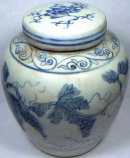 Exceptional 19thC Blue+White Porcelain Vase+Lid China  