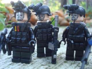   LEGO MINIFIG NIGHT STALKERS CIA OPERATIVES EXCLUSIVE WEAPONS  