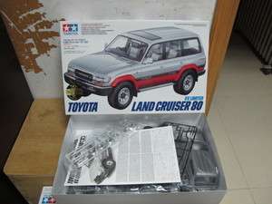 Toyota Land Cruiser 80 1/24 model kit Tamiya retro  