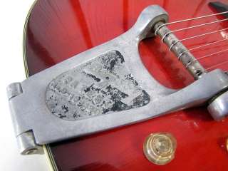 VINTAGE 1964 SILVERTONE MODEL 1454 ELECTRIC GUITAR MADE IN USA  