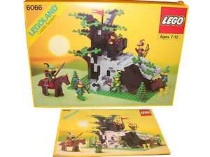 Lego Castle Forestmen Camouflaged Outpost 6066  
