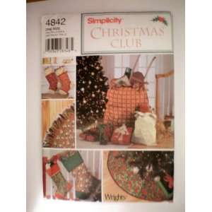 Simplicity 4842 Pattern    Christmas Club    Stockings, Gift Bag, Tree 