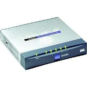  Linksys SD2005 Ethernet Switch. SMALL BUSINESS 5PORT DT 