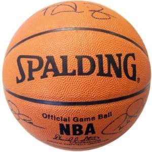  Kevin Garnett & Ray Allen Autographed Basketball   Paul 