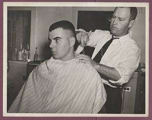 WW2 USMC Marine Getting Haircut 9x7 Official News Photo  