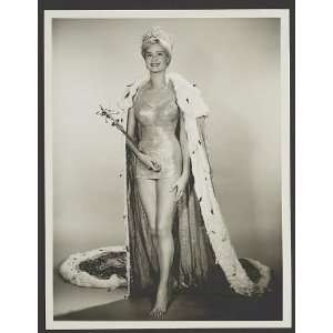 Miss Universe 1961 Marlene Schmidt,crown,bathing suit,royal robe 