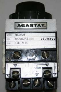 AGASTAT TIME DELAY RELAY 3 30 Min. 120VAC Control 600VAC 5A Contacts 