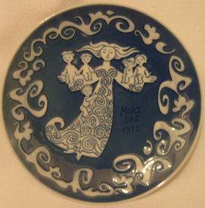 Royal Copenhagen Denmark Porcelain China Mothers Day Plate 1972 Blue 
