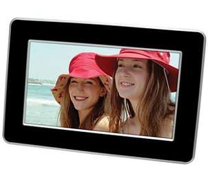 Tips on Giving Digital Picture Frames as Gifts  