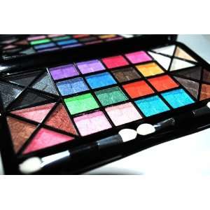  Studio Handheld 32 Fashion Colors Eyeshadow Makeup Palette 
