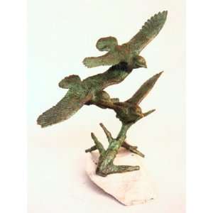   Galleries SRB44694 3 Flying Bird in Reeds Bronze: Home & Kitchen