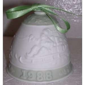   Lladro 1988 Green Porcelain Christmas Bell Ornament: Everything Else