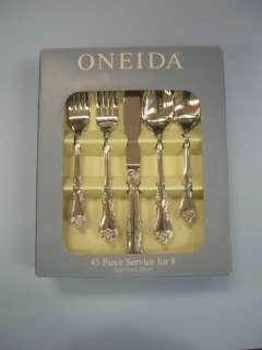Oneida 45 Piece Stainless Steel Silverware Set B333045A  
