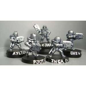   Miniatures Grymn   Heavy Infantry Squad Pack (B) Toys & Games