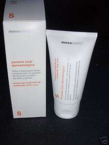 Dermatological Complete Sunscreen SPF 50 Cosmelan  
