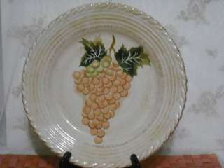 Tabletops Unlimited VINTAGE GRAPES blush grapes DINNER PLATE EXC 