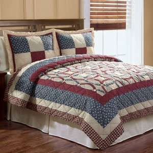  American Dream Quilt Set in Queen Size: Everything Else