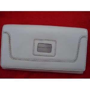  Michael By Kors Brookville Vanilla Leather Carry All 