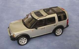 LAND ROVER DISCOVERY   SILVER   NEW 132 SCALE MODEL  