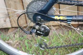 Specialized Stumpjumper M2 Mountain Bike Rock Shox Magnesium Shimano 