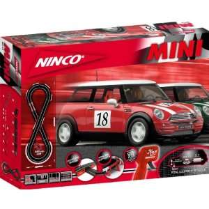   Analog Slot Car Race Track Sets   Mini Coopers (20115): Toys & Games